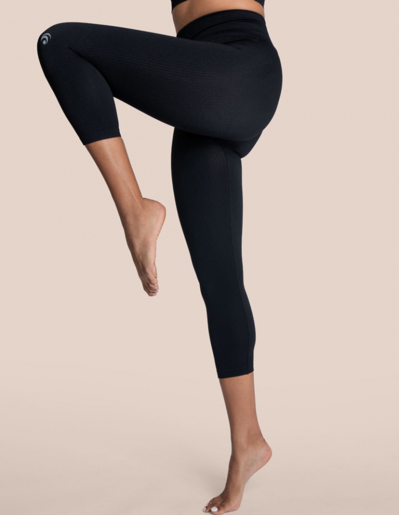 Black Women's Oceans Apart Maya Capri Pant Leggings | USA GTT-2044