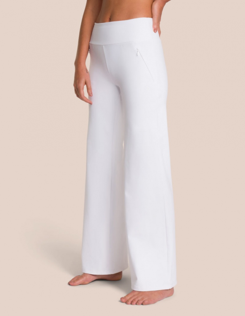 White Women's Oceans Apart Florence Straight Leg Pant Leggings | USA SQM-6062